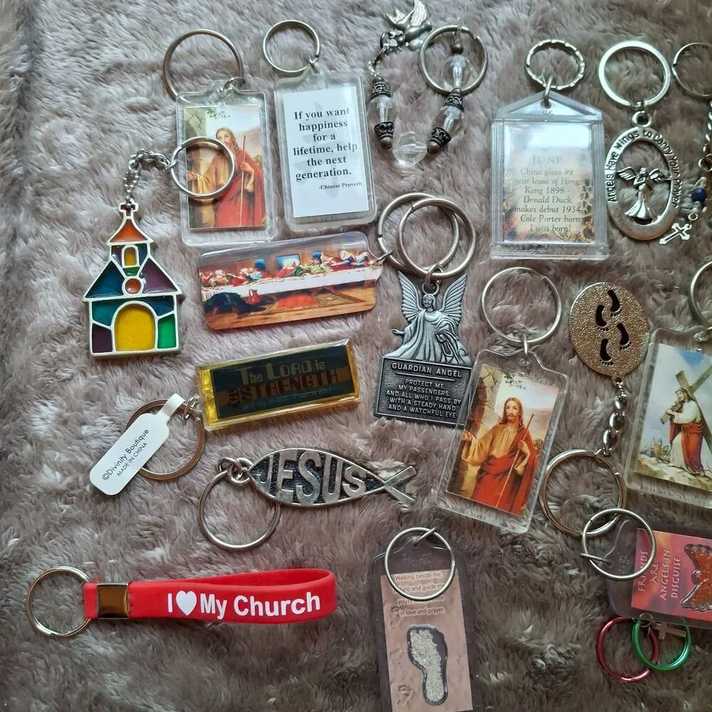 25+ Vintage Christianity / Faith Keychains - Jesus, Cross, Angels, Bible Verses